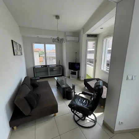 Le Peyron Lumineux Et Air Conditionne شقة *